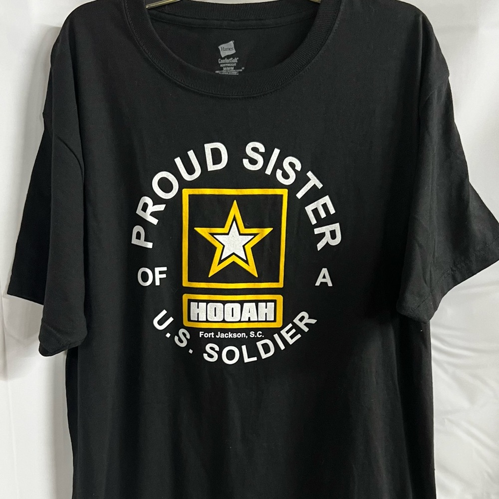 Proud Sister of a U.S. Soldier Tee Shirt. Size Small